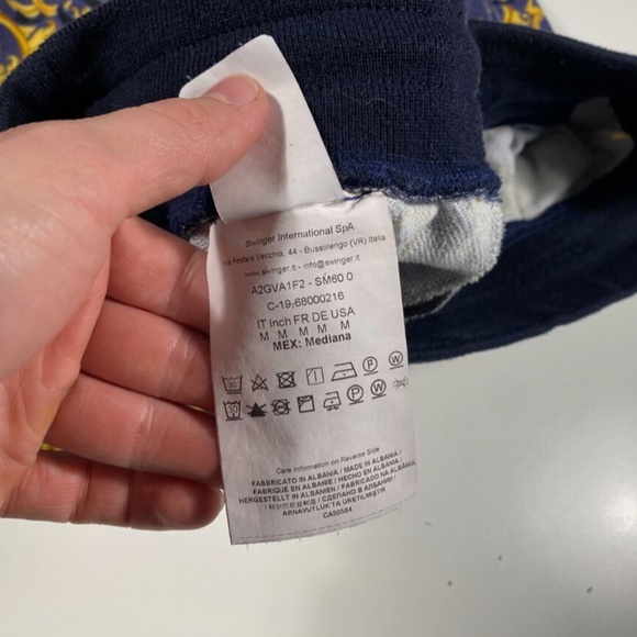 Versace men sweatpants medium size - Picture 4 of 7